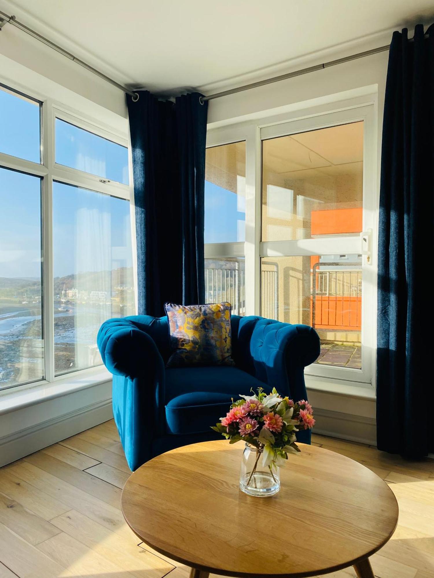 Apartment 2 @ Clifden Bay Apartments Eksteriør billede